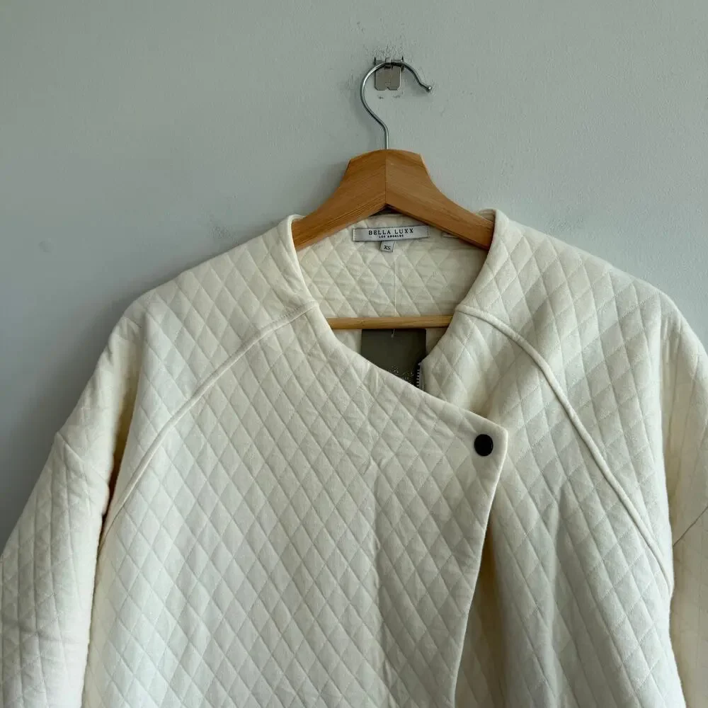 Anthropologie Bella Luxx Asymmetrical 3/4 Sleeve Quilted Jacket Cream XS NWT